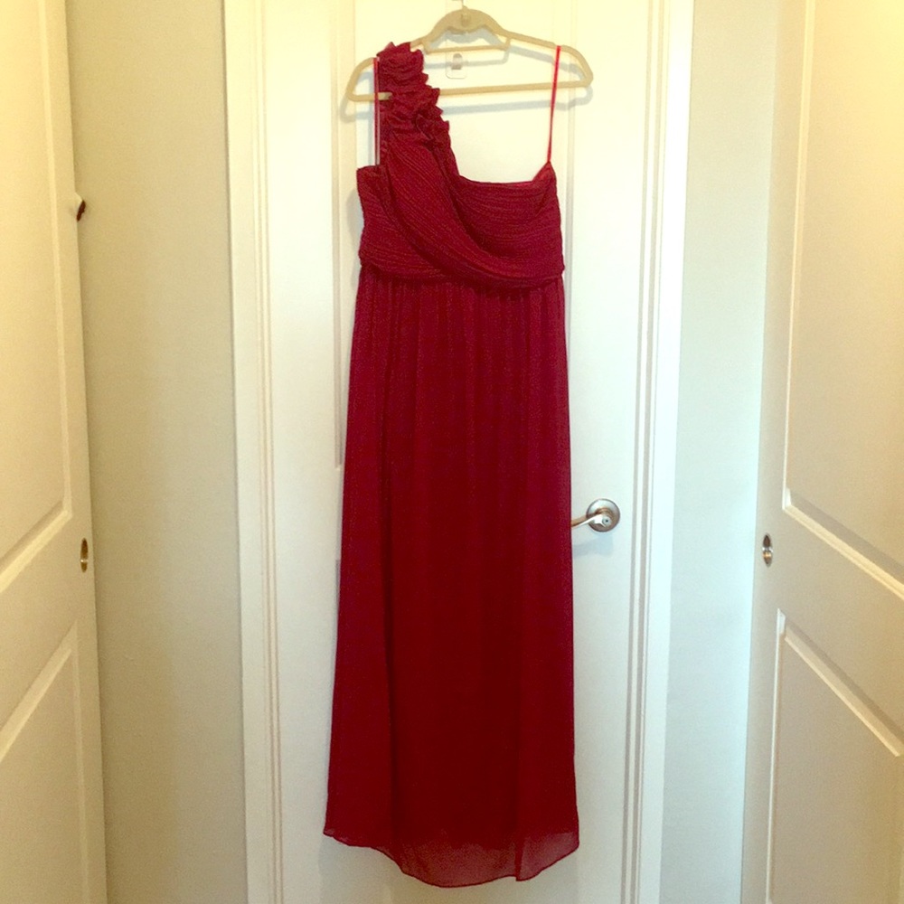 Beautiful burgundy special occasion dress
